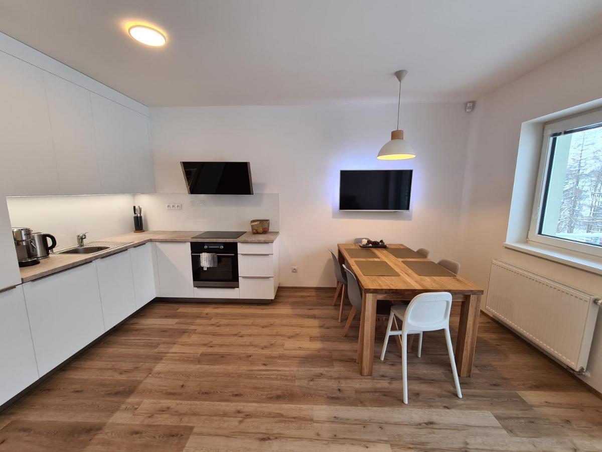 Apartman Utulno: Relax, Sauna A Vyberova Kava Horní Maršov المظهر الخارجي الصورة